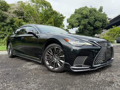 2021 Lexus LS thumbnail 17