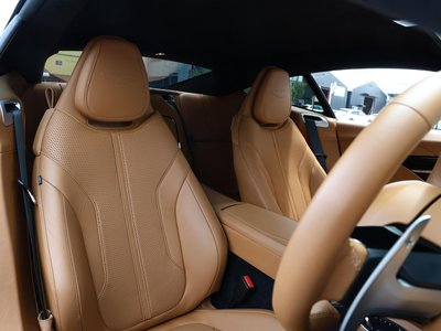 صورة 13 لـ 2024 Aston Martin DB12