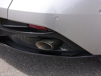 صورة 20 لـ 2024 Aston Martin DB12