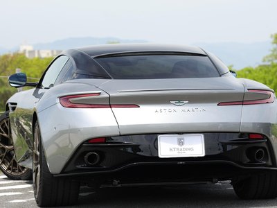 صورة 2 لـ 2024 Aston Martin DB12