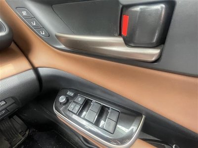 2025 Toyota CROWN ESTATE 照片 20