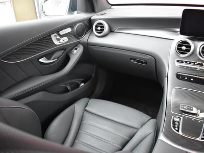 صورة مصغرة 38 لـ 2022 Mercedes-BENZ GLC AMG