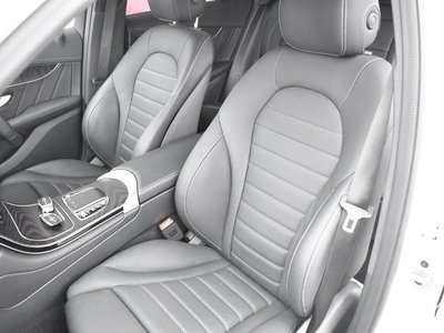 صورة مصغرة 26 لـ 2022 Mercedes-BENZ GLC AMG