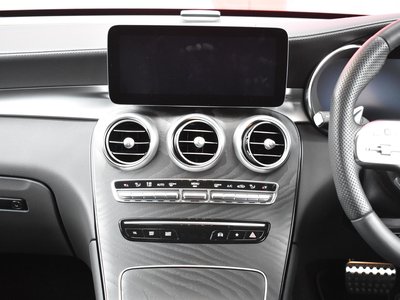 صورة مصغرة 39 لـ 2022 Mercedes-BENZ GLC AMG
