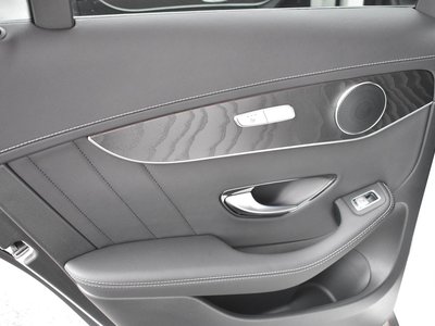 صورة مصغرة 34 لـ 2022 Mercedes-BENZ GLC AMG