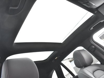 صورة مصغرة 47 لـ 2022 Mercedes-BENZ GLC AMG