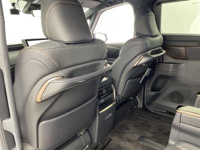 صورة 38 لـ 2023 Toyota ALPHARD