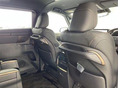 صورة 35 لـ 2023 Toyota ALPHARD