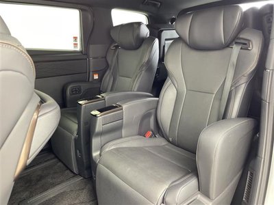 صورة 39 لـ 2023 Toyota ALPHARD