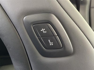 صورة 37 لـ 2023 Toyota ALPHARD