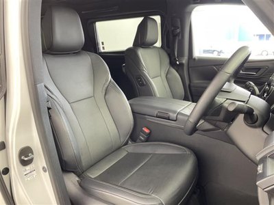 صورة 29 لـ 2023 Toyota ALPHARD