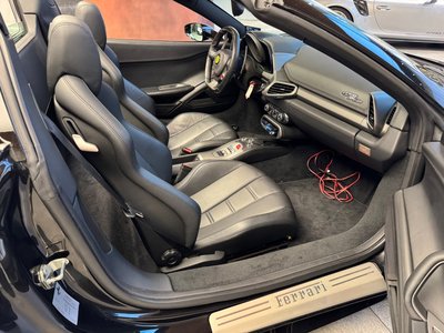 2013 Ferrari 458 SPIDER 照片 32