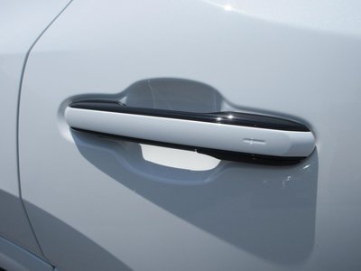 2025 Lexus RX — миниатюра 30