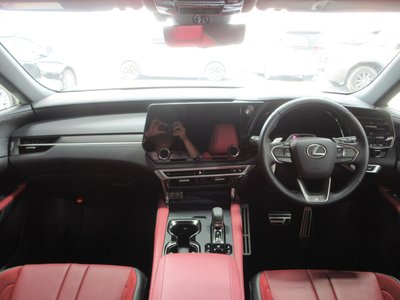 2025 Lexus RX — миниатюра 6