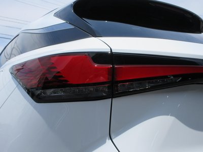 2025 Lexus RX — миниатюра 24