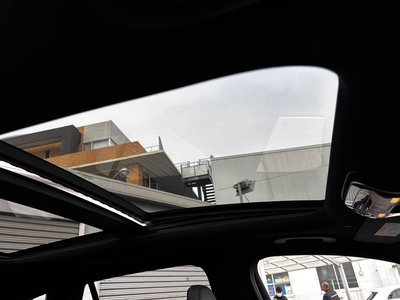 صورة 15 لـ 2025 Mercedes-BENZ GLC AMG