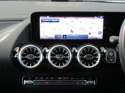2025 Mercedes-BENZ GLA AMG thumbnail 23