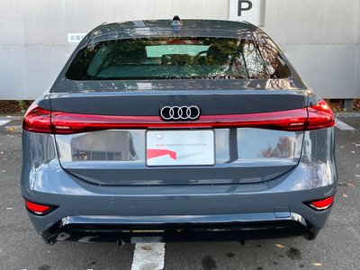 صورة 13 لـ 2025 AUDI A6 SPORTBACK E-TRON