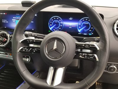 صورة مصغرة 31 لـ 2025 Mercedes-BENZ EQB