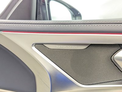 2023 BMW M8 thumbnail 29