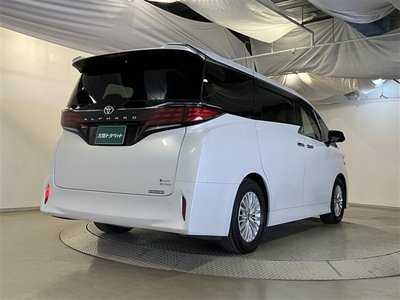 2023 Toyota ALPHARD — фото 12