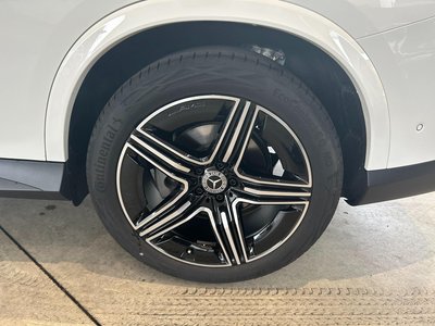 2025 Mercedes-BENZ GLC thumbnail 32