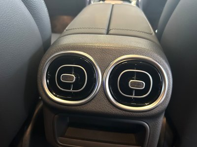 2025 Mercedes-BENZ GLC thumbnail 19