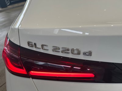 2025 Mercedes-BENZ GLC thumbnail 25