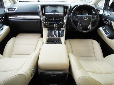 صورة 22 لـ 2020 Toyota ALPHARD