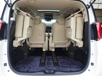 صورة 37 لـ 2020 Toyota ALPHARD