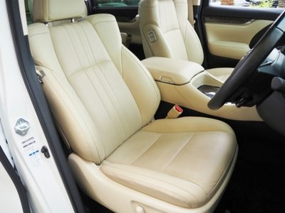 صورة 23 لـ 2020 Toyota ALPHARD