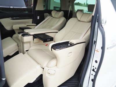صورة 30 لـ 2020 Toyota ALPHARD