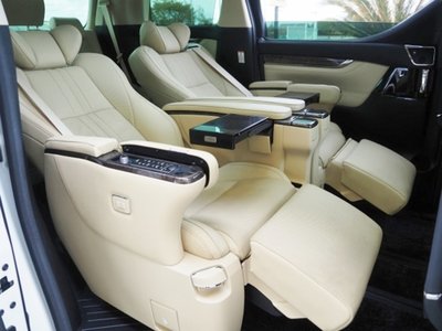 صورة 29 لـ 2020 Toyota ALPHARD