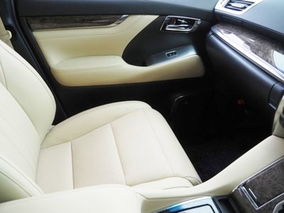 صورة 69 لـ 2020 Toyota ALPHARD