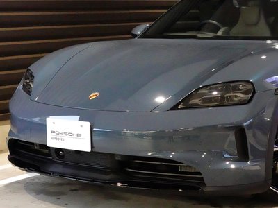 2026 Porsche TAYCAN thumbnail 70