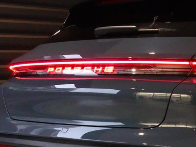2026 Porsche TAYCAN thumbnail 75