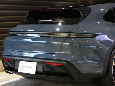 2026 Porsche TAYCAN thumbnail 74