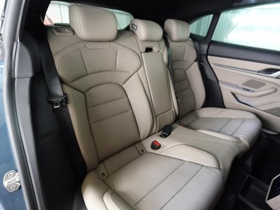2026 Porsche TAYCAN photo 14