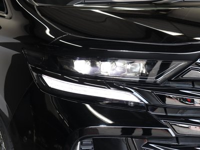 صورة 57 لـ 2023 Toyota VELLFIRE
