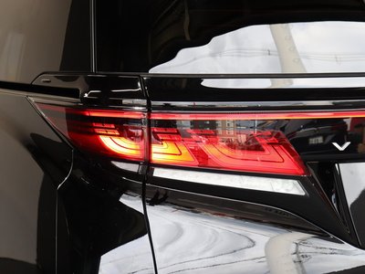 صورة 51 لـ 2023 Toyota VELLFIRE
