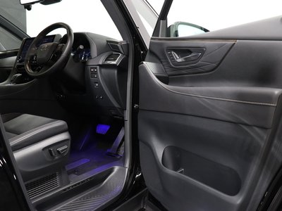 صورة 61 لـ 2023 Toyota VELLFIRE