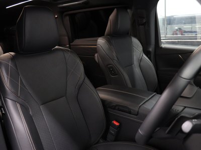 صورة 64 لـ 2023 Toyota VELLFIRE