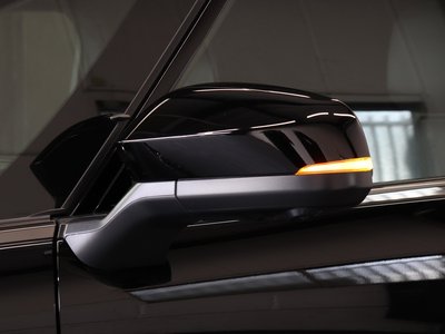 صورة 58 لـ 2023 Toyota VELLFIRE
