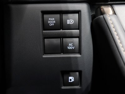 صورة 26 لـ 2023 Toyota VELLFIRE