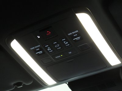 صورة 28 لـ 2023 Toyota VELLFIRE