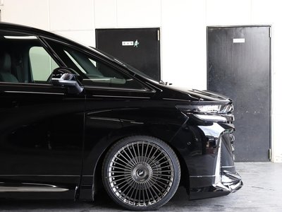 صورة 47 لـ 2023 Toyota VELLFIRE