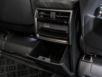 صورة 68 لـ 2023 Toyota VELLFIRE