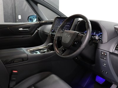صورة 63 لـ 2023 Toyota VELLFIRE