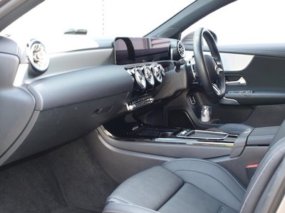 صورة 9 لـ 2025 Mercedes-BENZ A-CLASS AMG