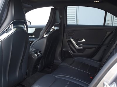 صورة 10 لـ 2025 Mercedes-BENZ A-CLASS AMG